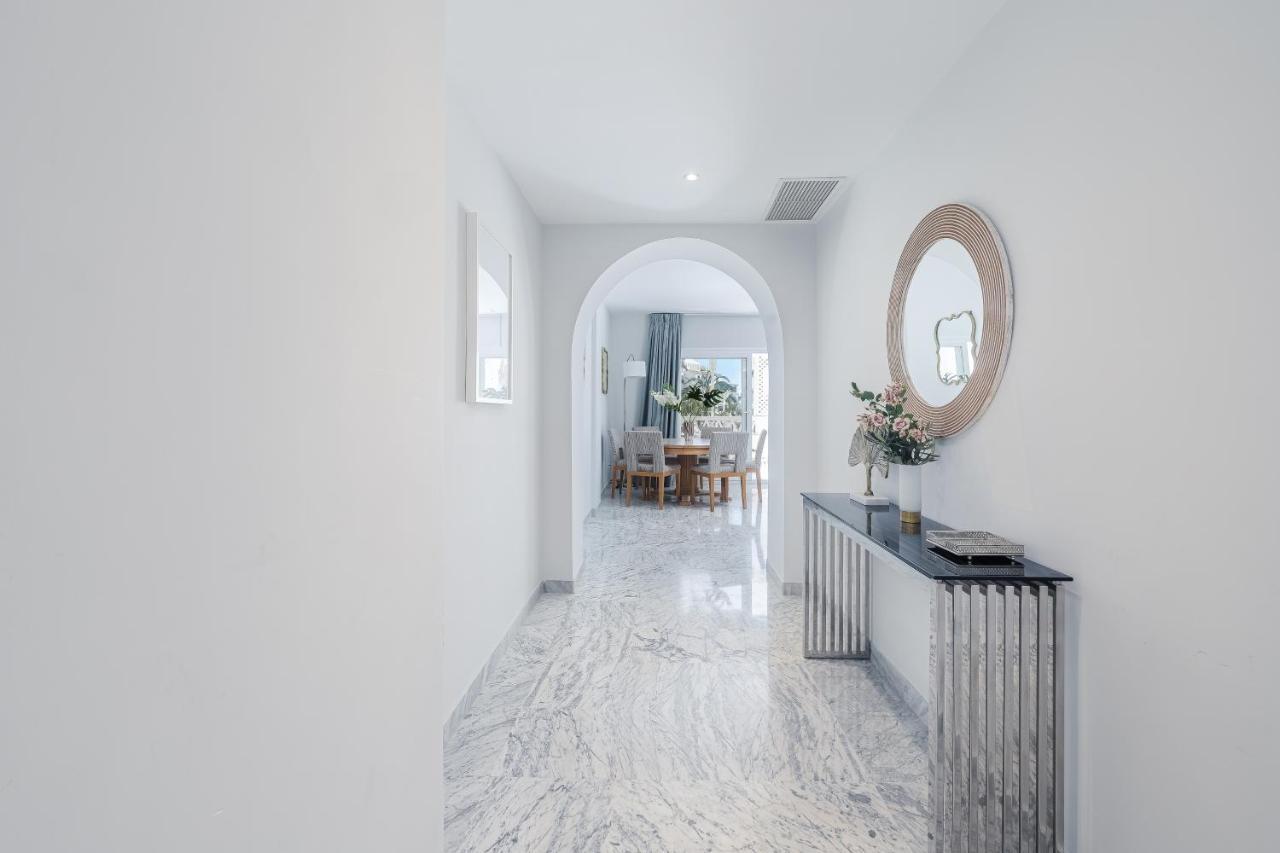 Beautiful 2 Bed Playas Del Duque + Parking Rdr294 Apartment