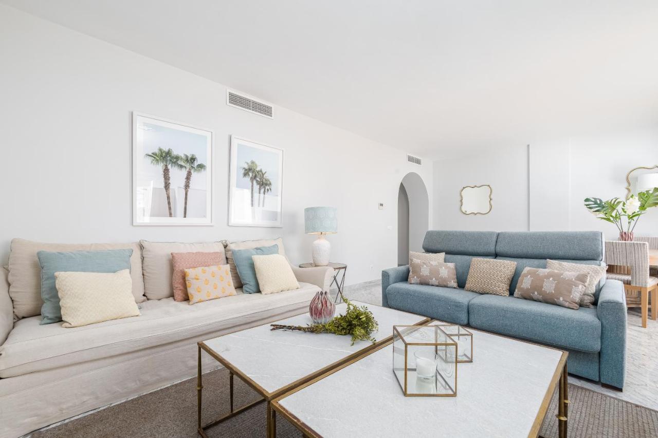 Beautiful 2 Bed Playas Del Duque + Parking Rdr294
